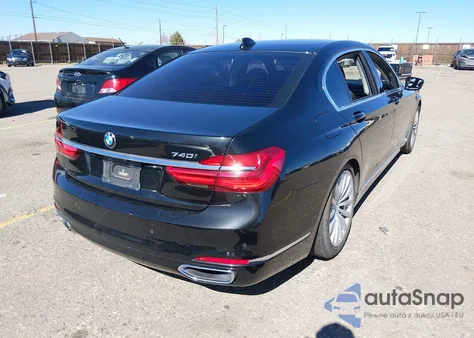 2017 BMW 740I из США, поврежденный, VIN WBA7E2C55HG739223